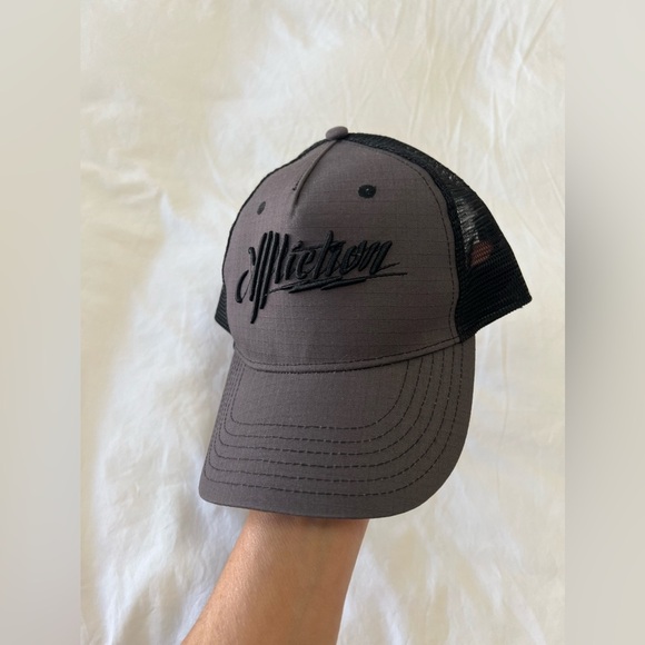 Affliction Hat Trucker Snapback Gray Black MeshEUC